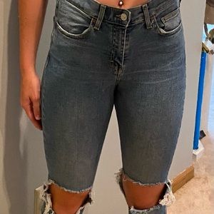 Blue top shop ripped skinny jeans